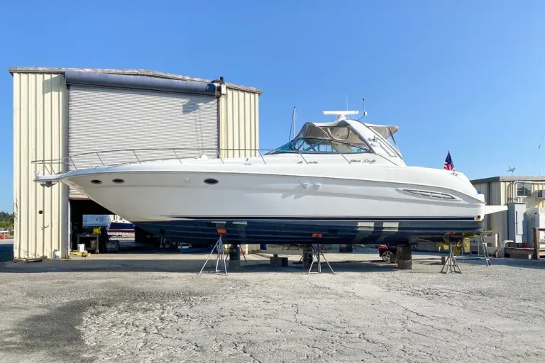 2000 Sea Ray 460 Sundancer express cruiser for sale in Savannah, GA