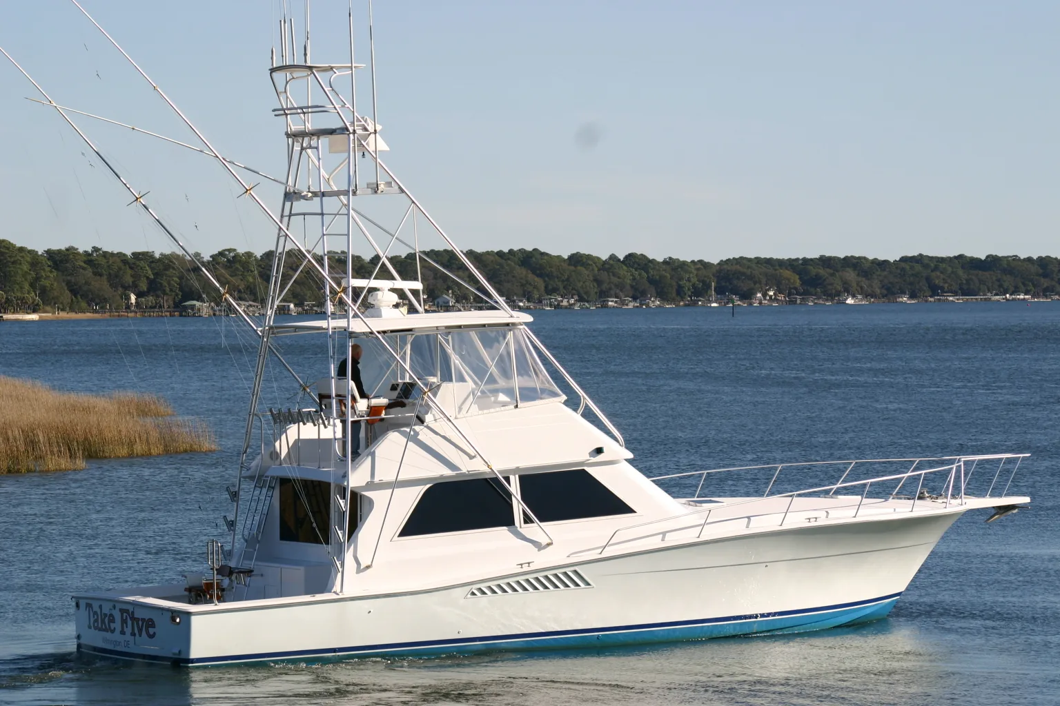 50-foot 1995 Viking convertible sportfish yacht, sold by Donnelly Yachts, Savannah GA
